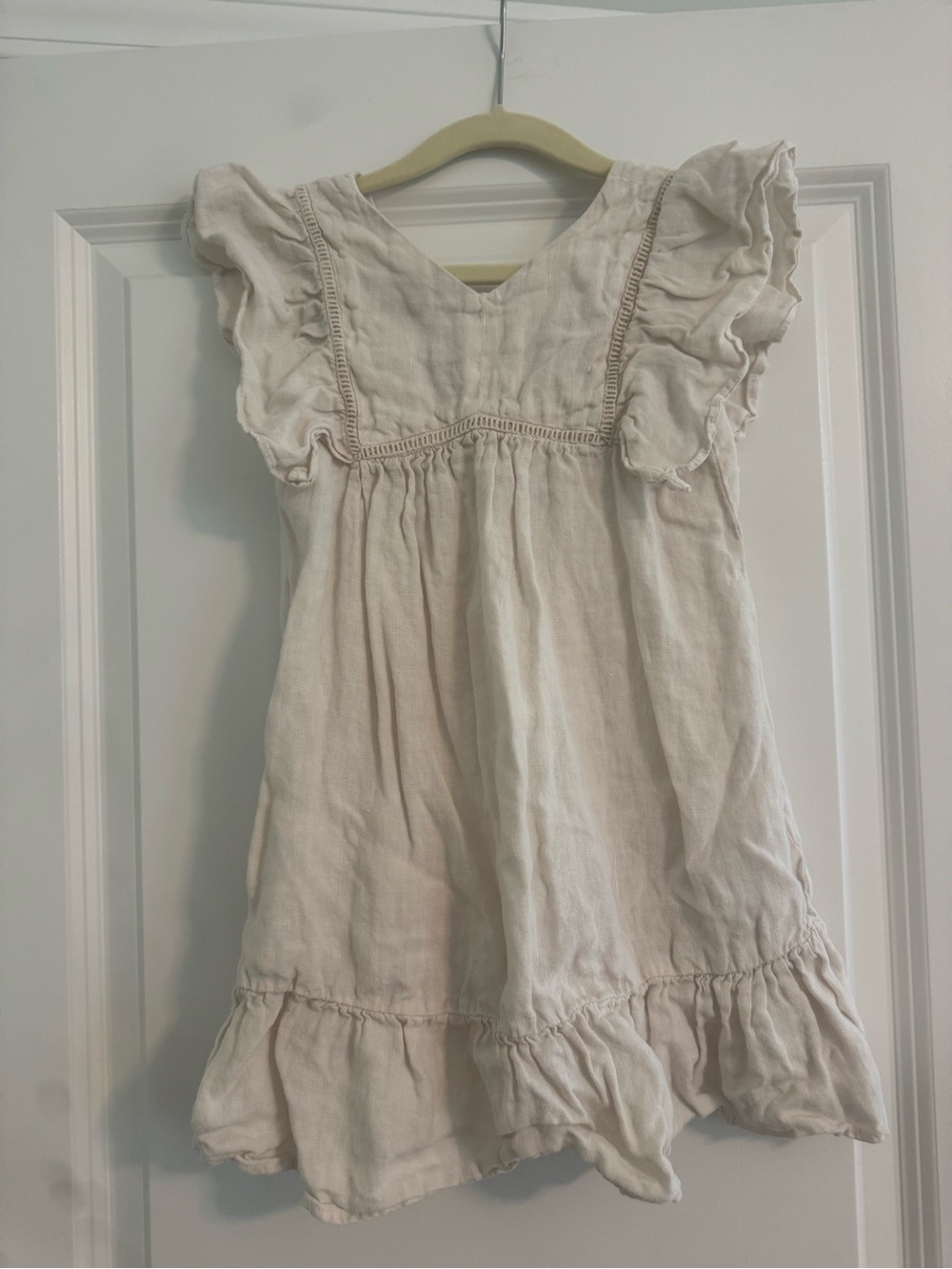 Zara Girls' Cream Ruffle Sleeve Dress - Classic Summer Style